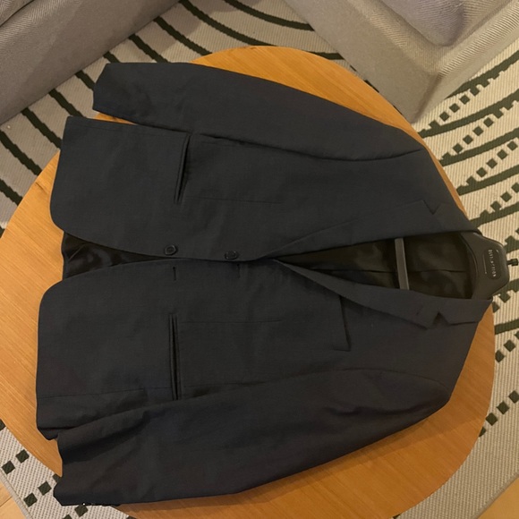 1670 suit jacket - Picture 3 of 3